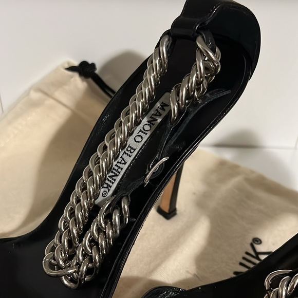 MANOLO BLAHNIK CHAIN STRAP HEELS - Picture 6 of 9